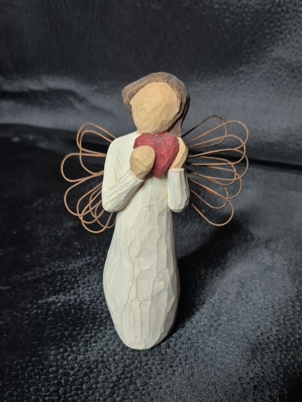 Willow Tree "Angel of the Heart (small)" Figurine Box - New
